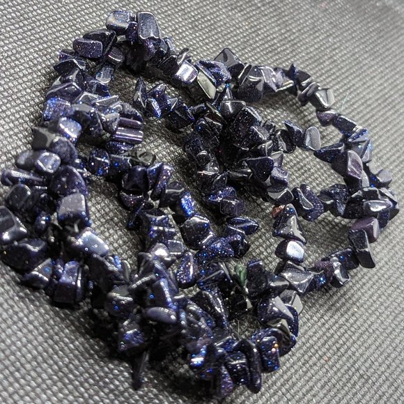 18 inch sparkly chip necklace - Picture 1 of 1